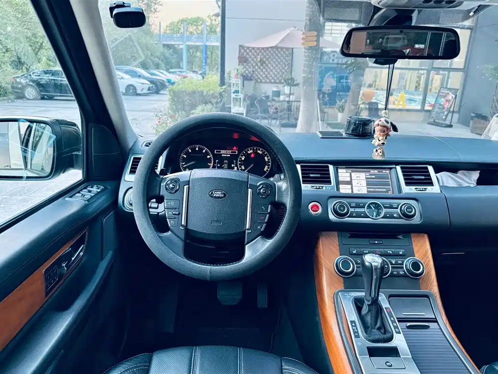 Land Rover Sport 2013 — фото 17