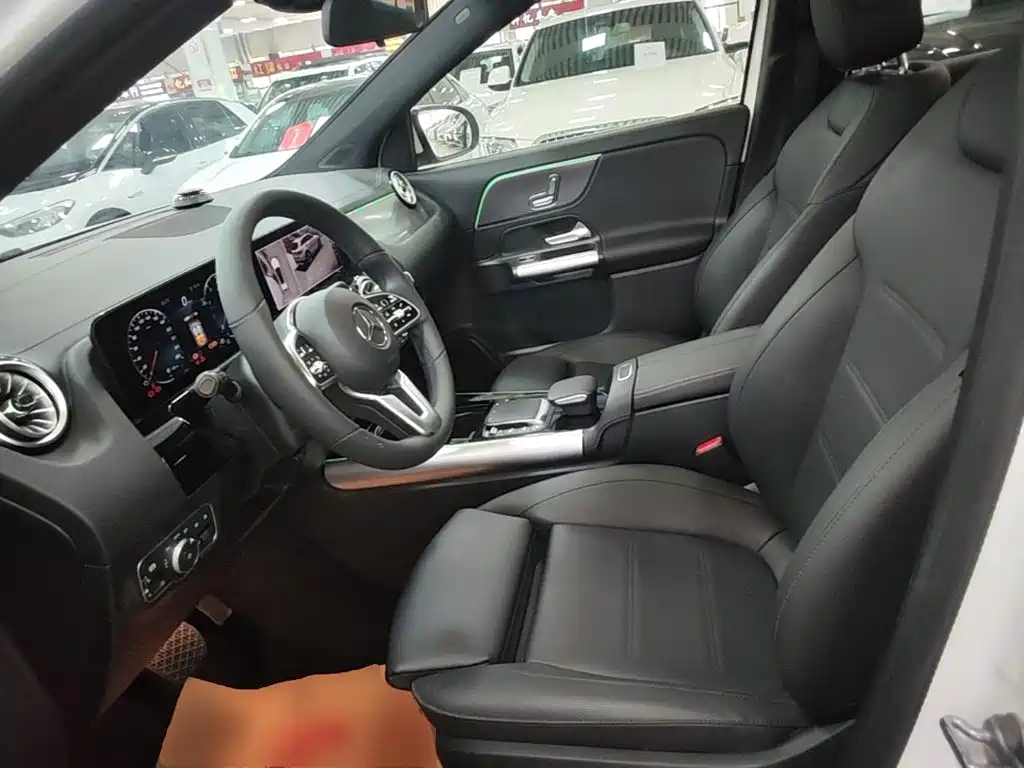 Mercedes-Benz GLA 2023 — фото 15