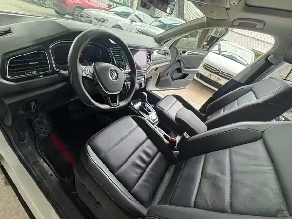 Volkswagen T-Roc 2022