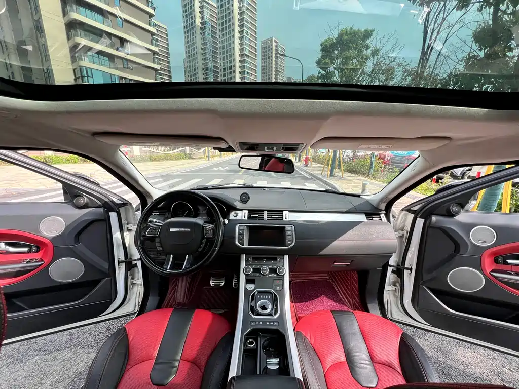 Land Rover Evoque 2013 — фото 10