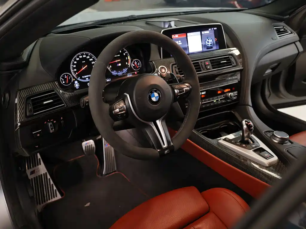 BMW M6 2017 — фото 8