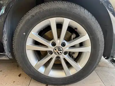Volkswagen Sagitar 2011