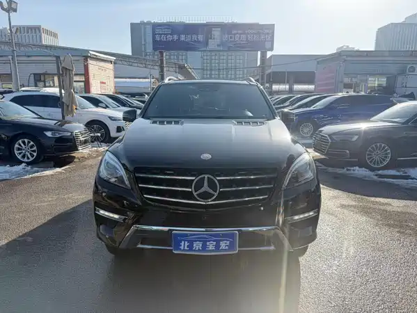 Mercedes-Benz M-Class 2014