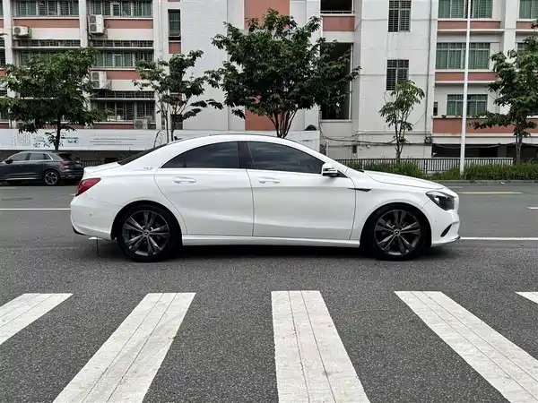 Mercedes-Benz CLA 2018