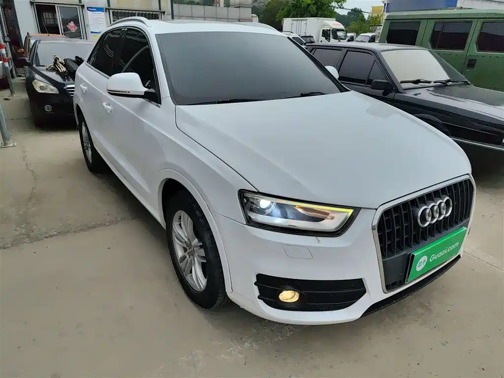Audi Q3 2015 — фото 4