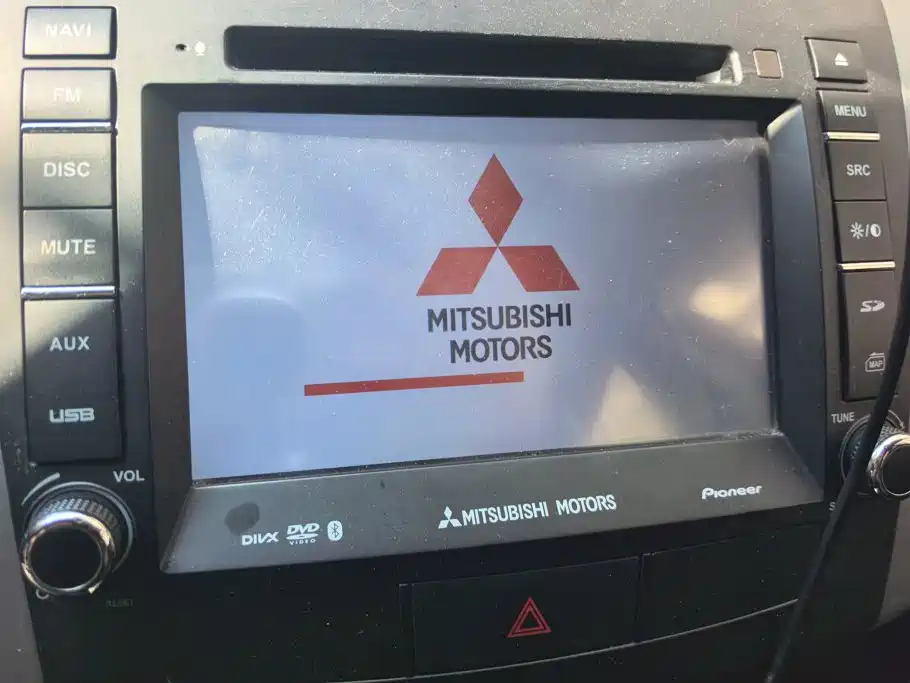Mitsubishi Outlander 2012 — фото 13