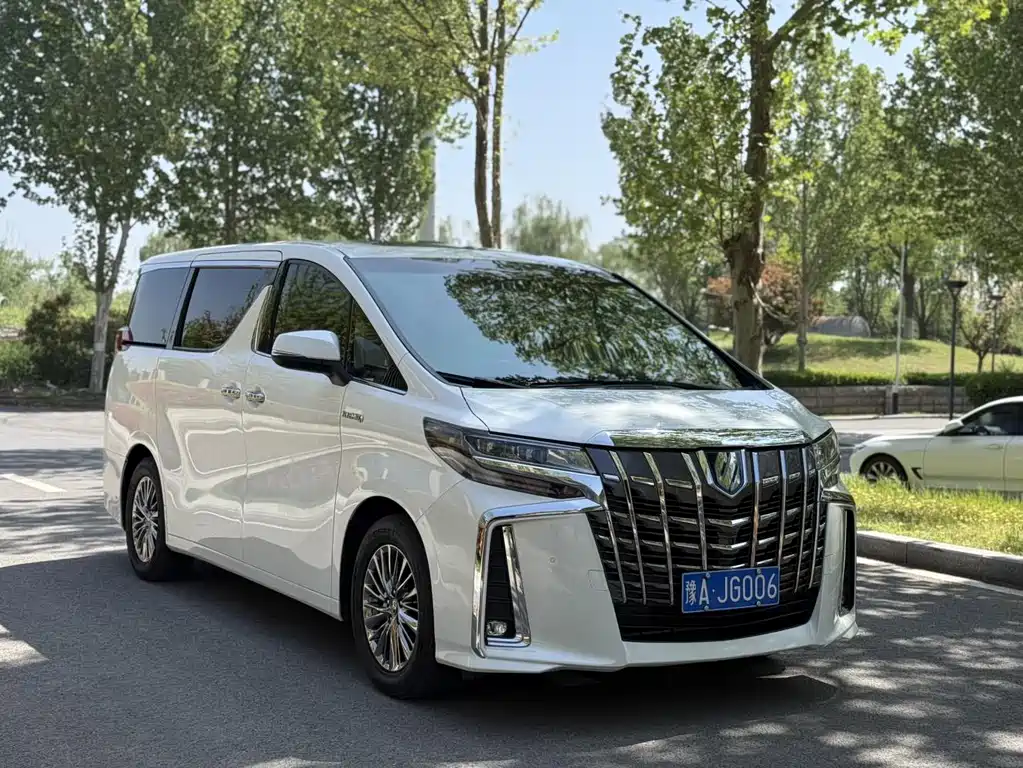 Toyota Alphard 2020 — фото 3
