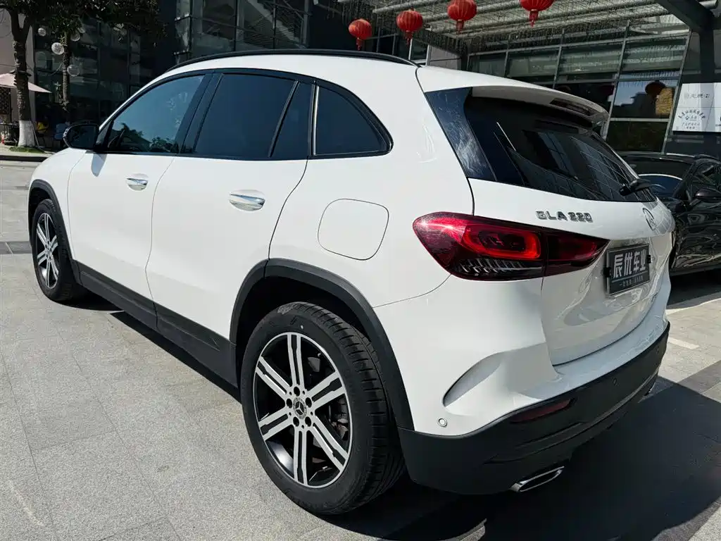 Mercedes-Benz GLA 2022 — фото 7