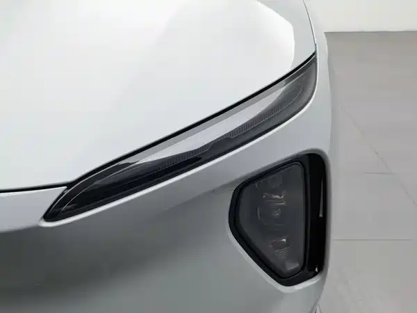 NIO ES6 2025