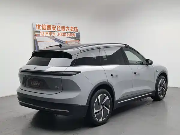 NIO ES6 2025