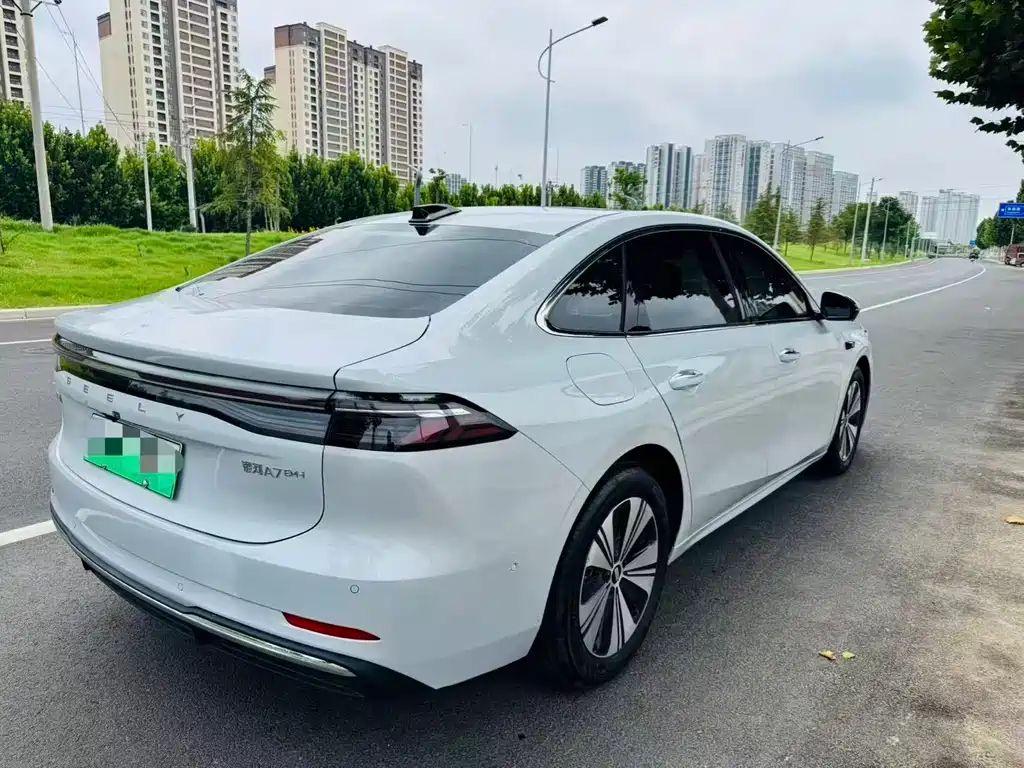 Geely Galaxy A7 EM 2025 — фото 9