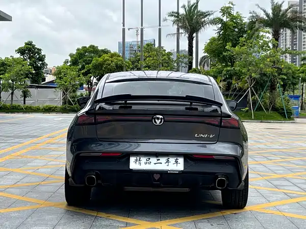 Changan UNI-V 2024