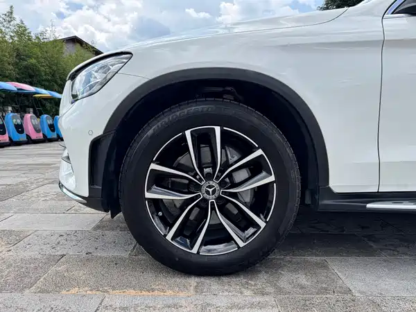 Mercedes-Benz GLC 2021