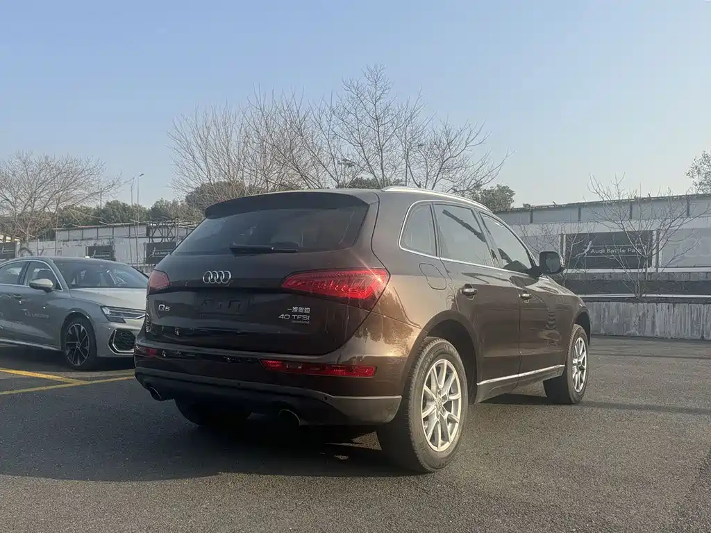 Audi Q5 2015
