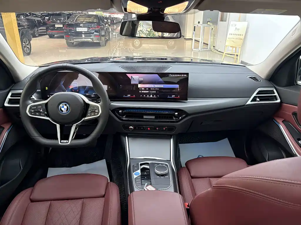 BMW i3 2025 — фото 15