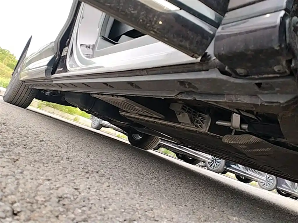 Hongqi HQ9 PHEV 2024 — фото 21