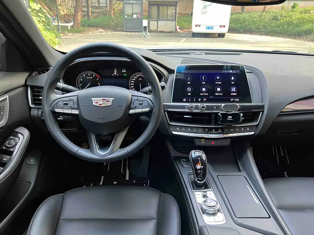 Cadillac CT5 2020 — фото 14
