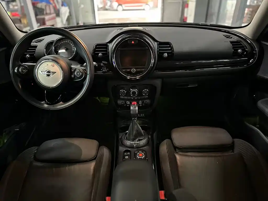 MINI Clubman 2017 — фото 11