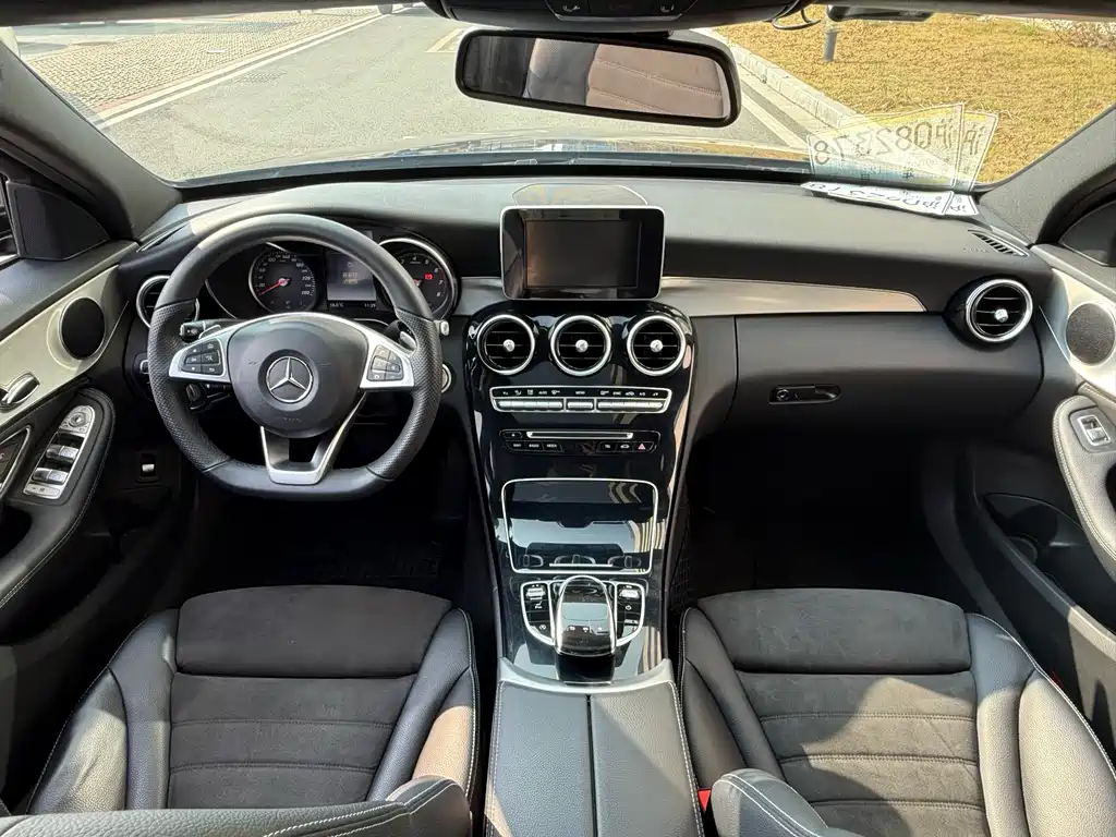 Mercedes-Benz C-Class 2018 — фото 11