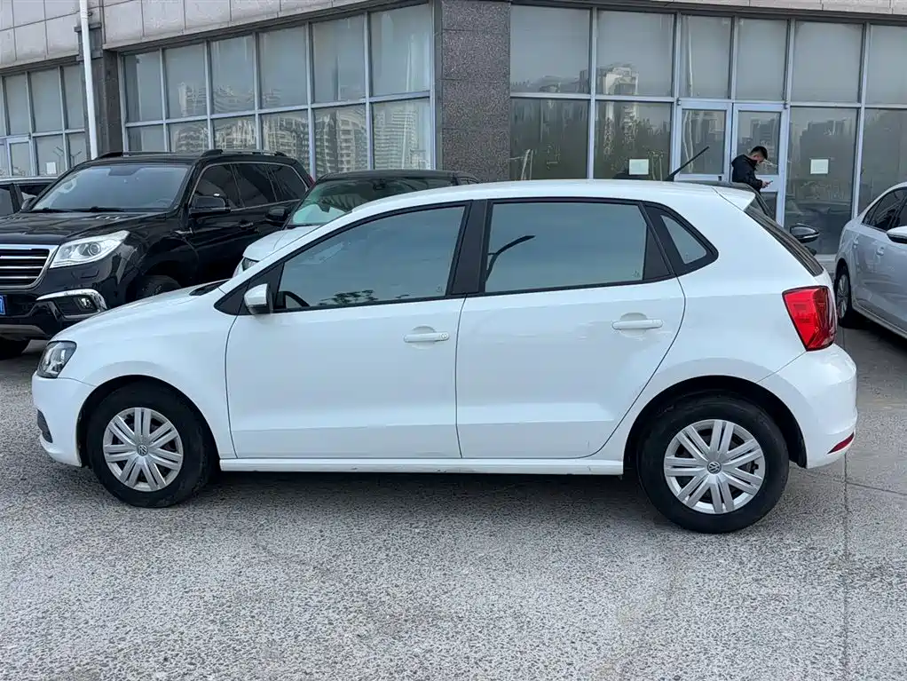 Volkswagen Polo 2019 — фото 16