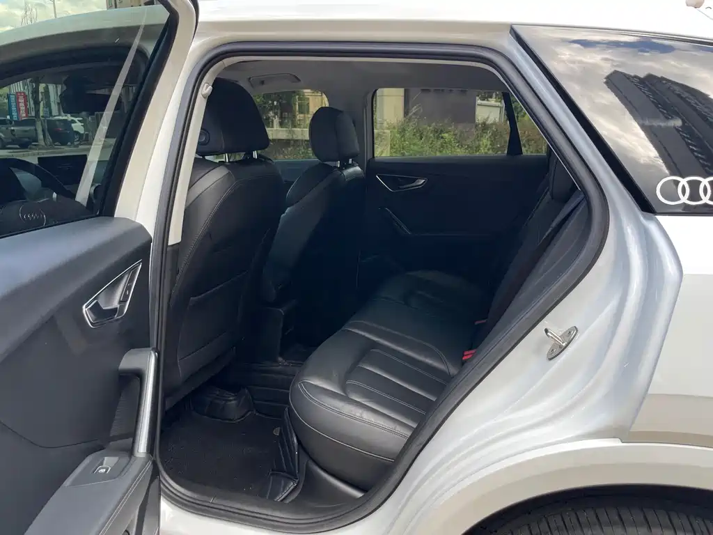 Audi Q2L 2022