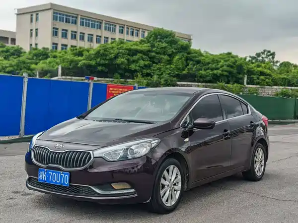 Kia K3 2015