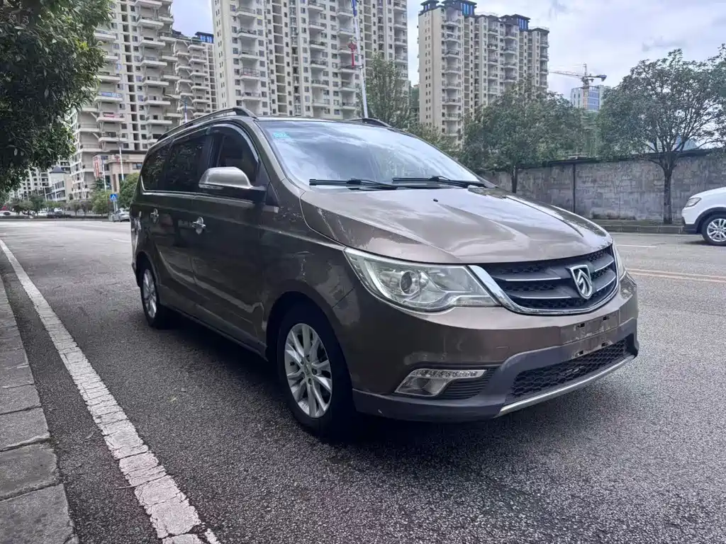 Baojun 730 2014