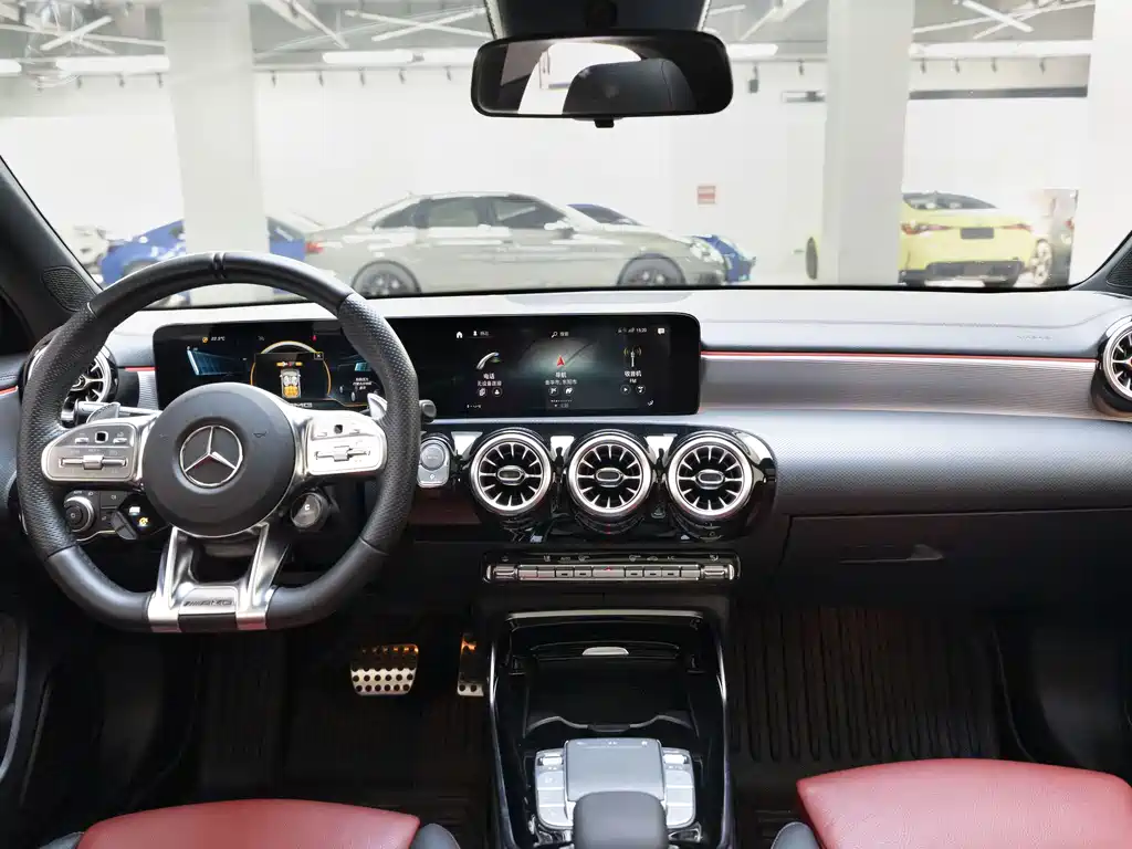 Mercedes-Benz A-Class AMG 2022 — фото 8