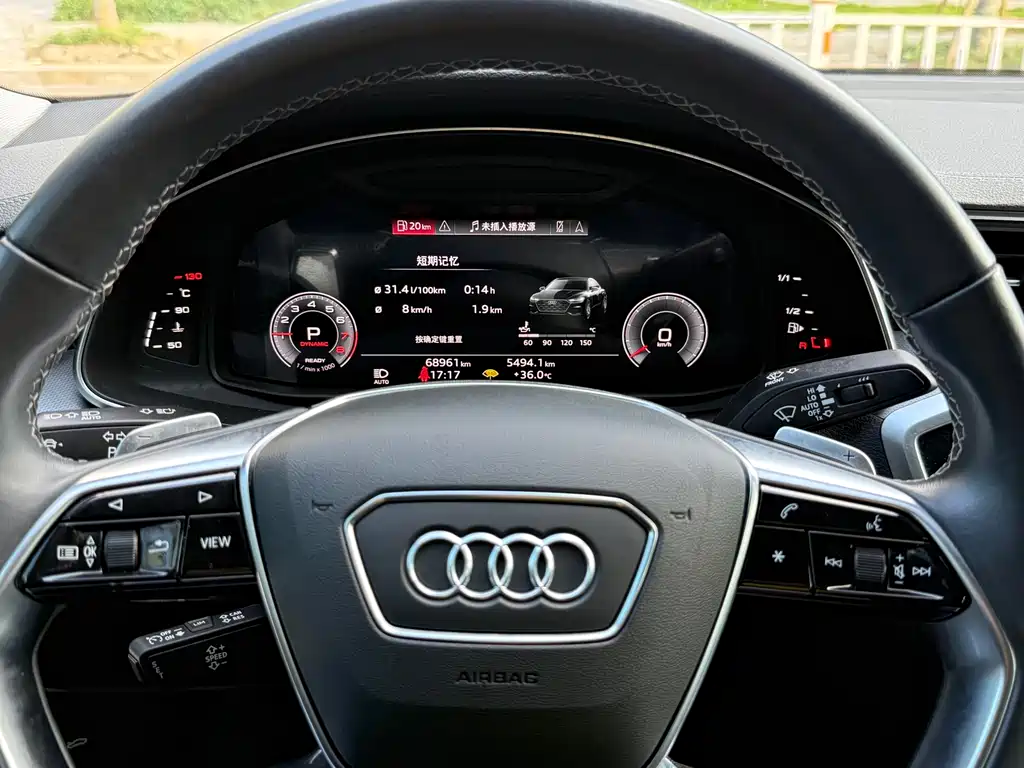 Audi A7L 2023 — фото 9