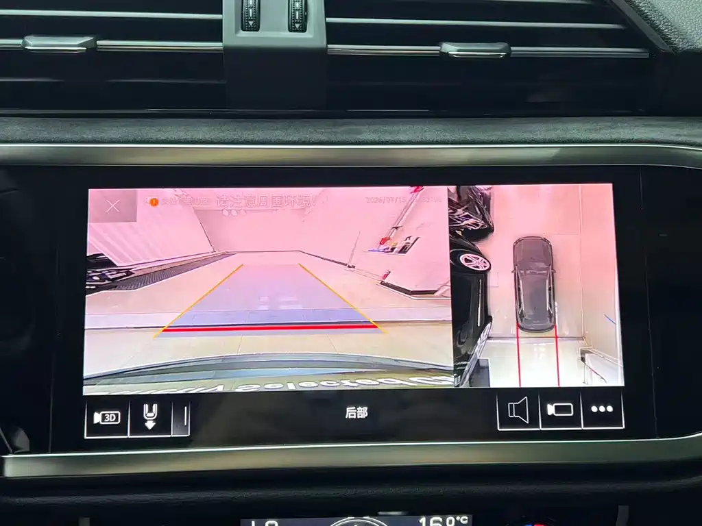 Audi Q3 2022 — фото 17