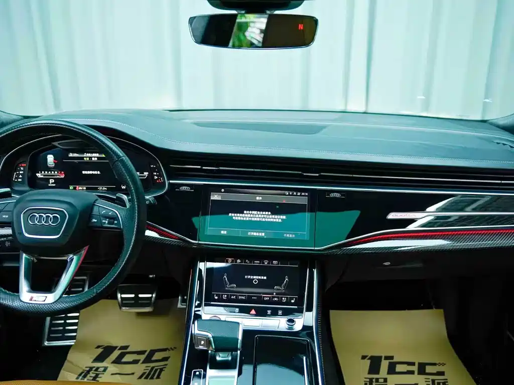 Audi RS Q8 2022 — фото 12