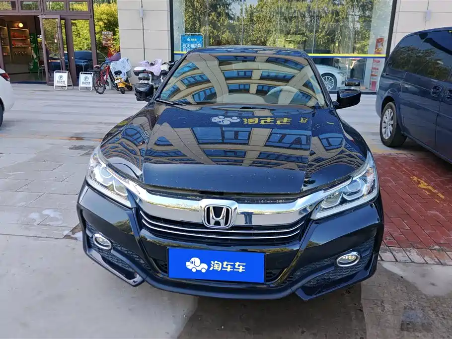 Honda Accord 2016 — фото 2