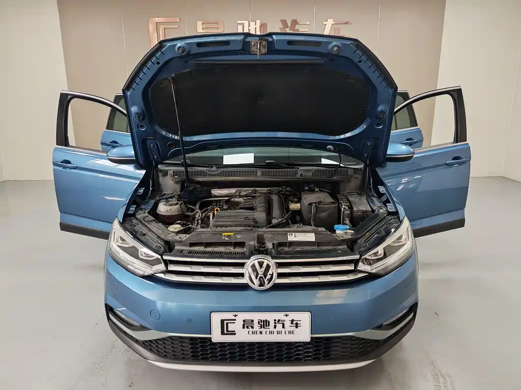 Volkswagen Touran 2020 — фото 15