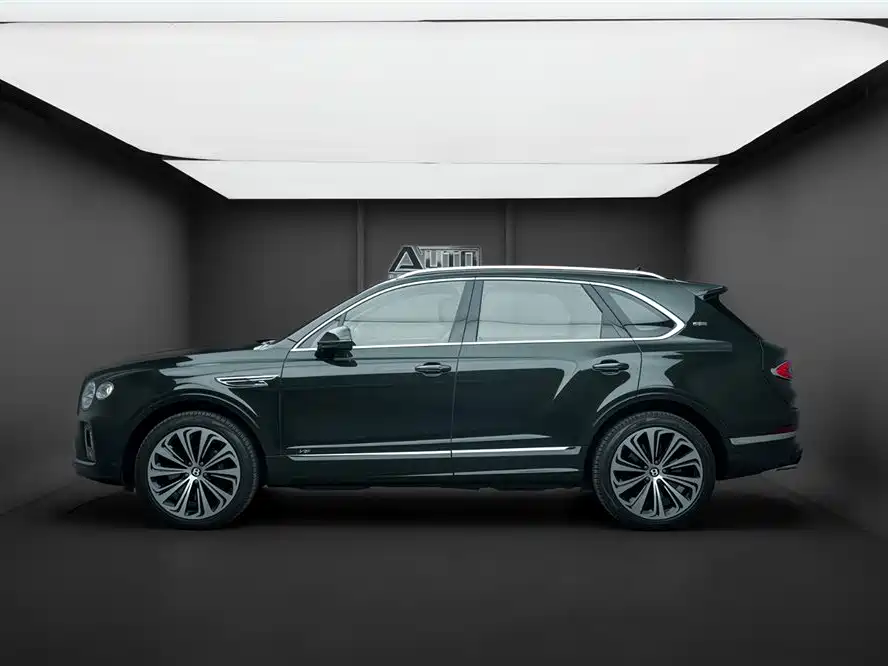 Bentley Bentayga 2021 — фото 3