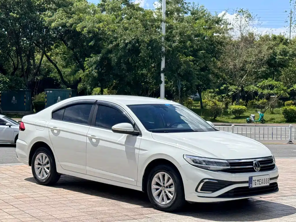 Volkswagen Bora 2024