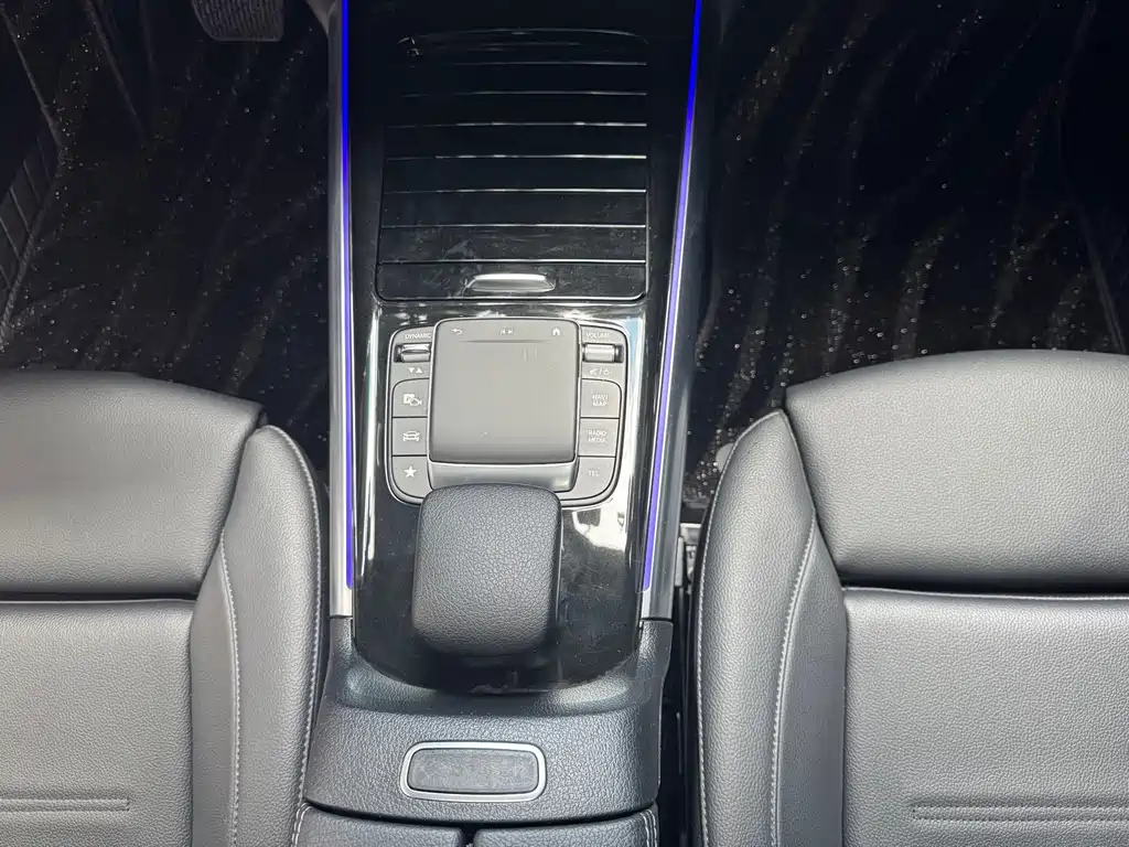 Mercedes-Benz GLA 2022 — фото 11