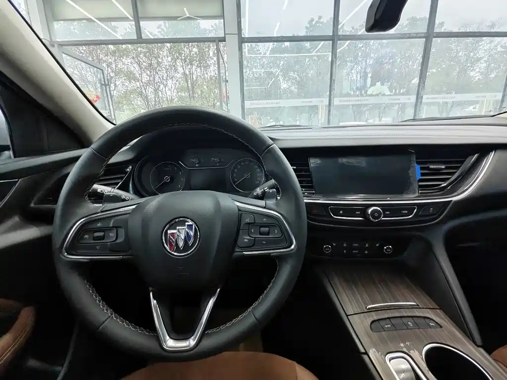 Buick Regal 2022 — фото 14