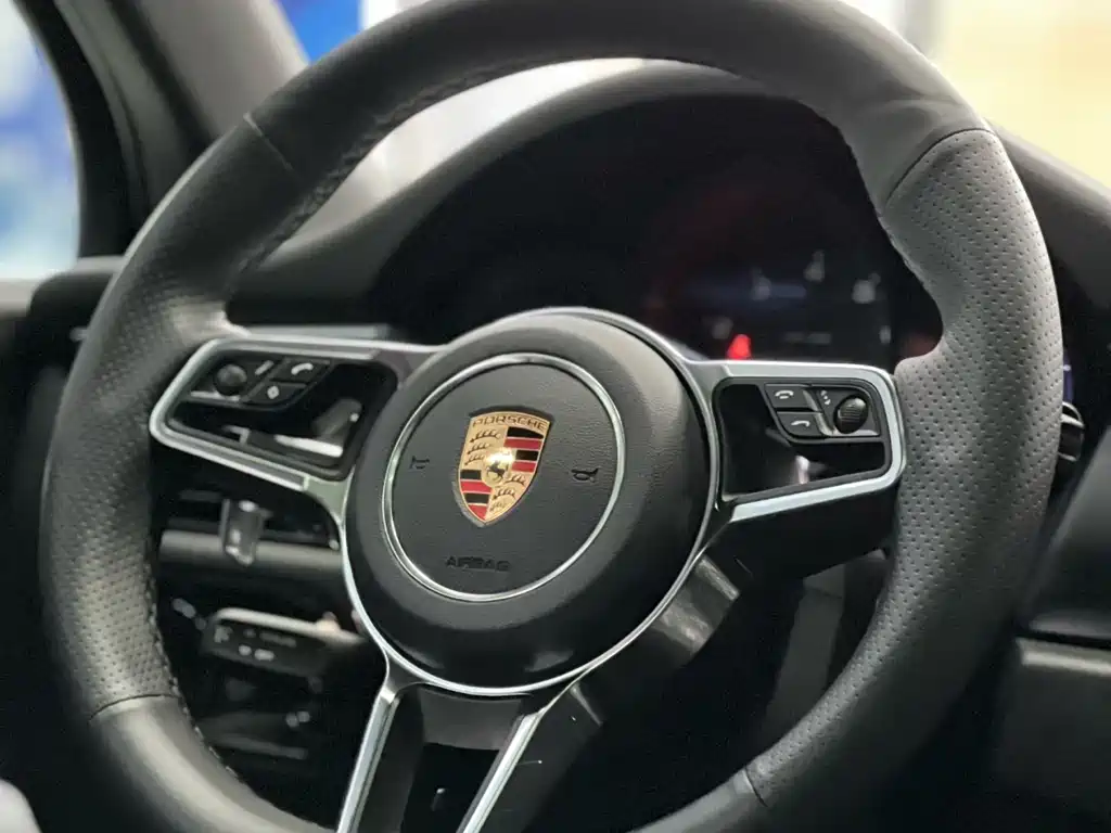 Porsche Macan 2020 — фото 4