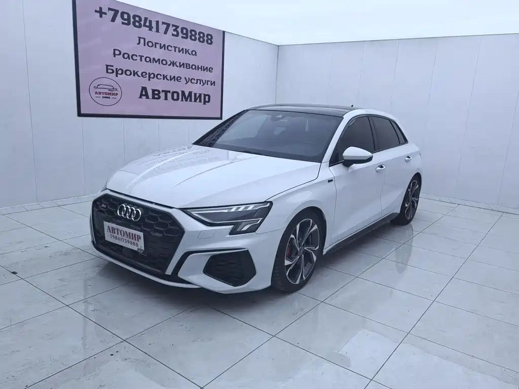 Audi A3 2023 — фото 1
