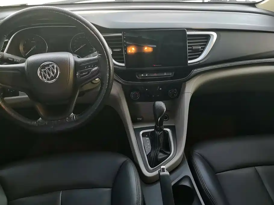 Buick Excelle 2017 — фото 12