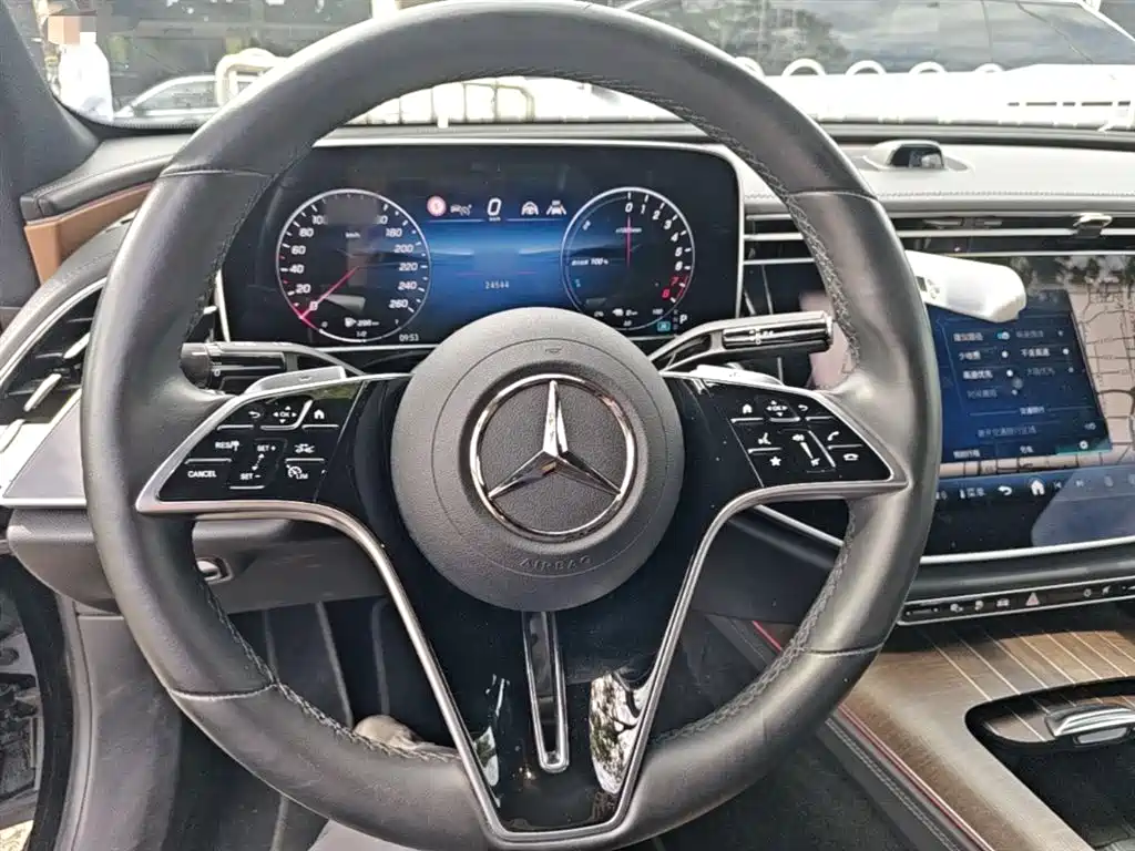 Mercedes-Benz E-Class New Energy 2024 — фото 11