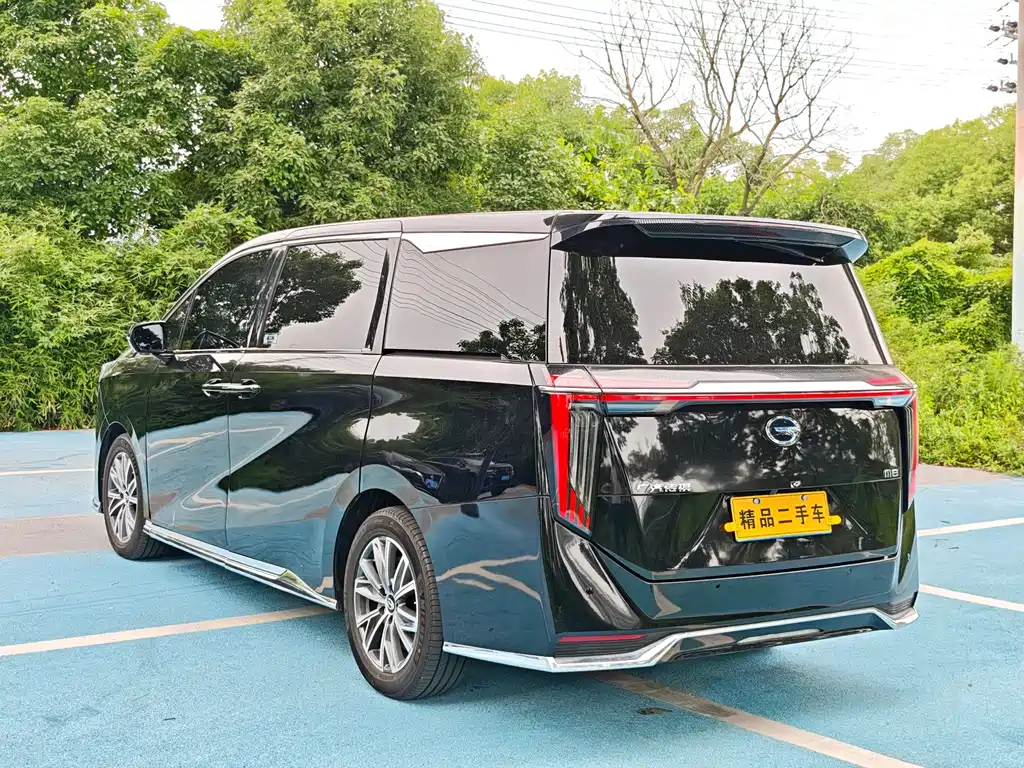 GAC Motor Trumpchi M8 2025 — фото 11