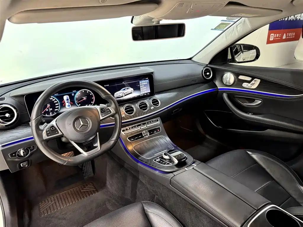 Mercedes-Benz E-Class 2017 — фото 17
