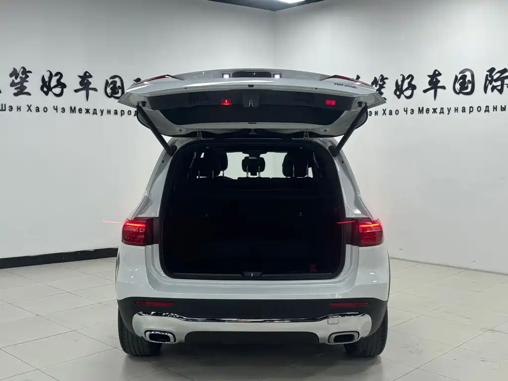 Mercedes-Benz GLB 2021