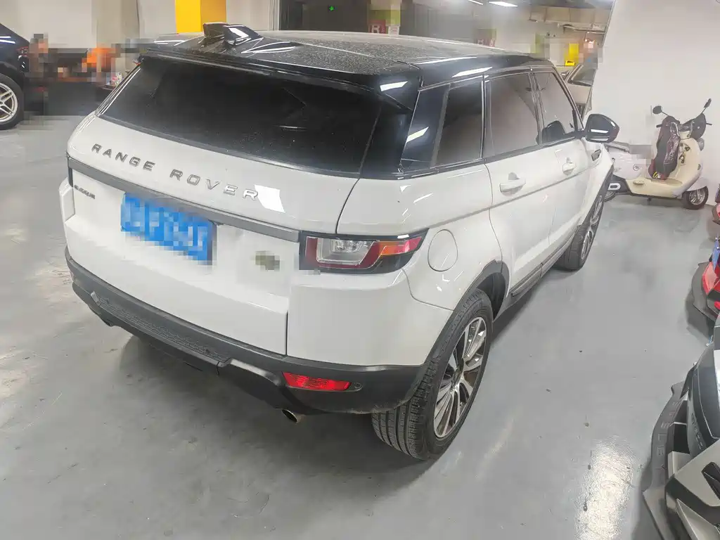 Land Rover Evoque 2019 — фото 12