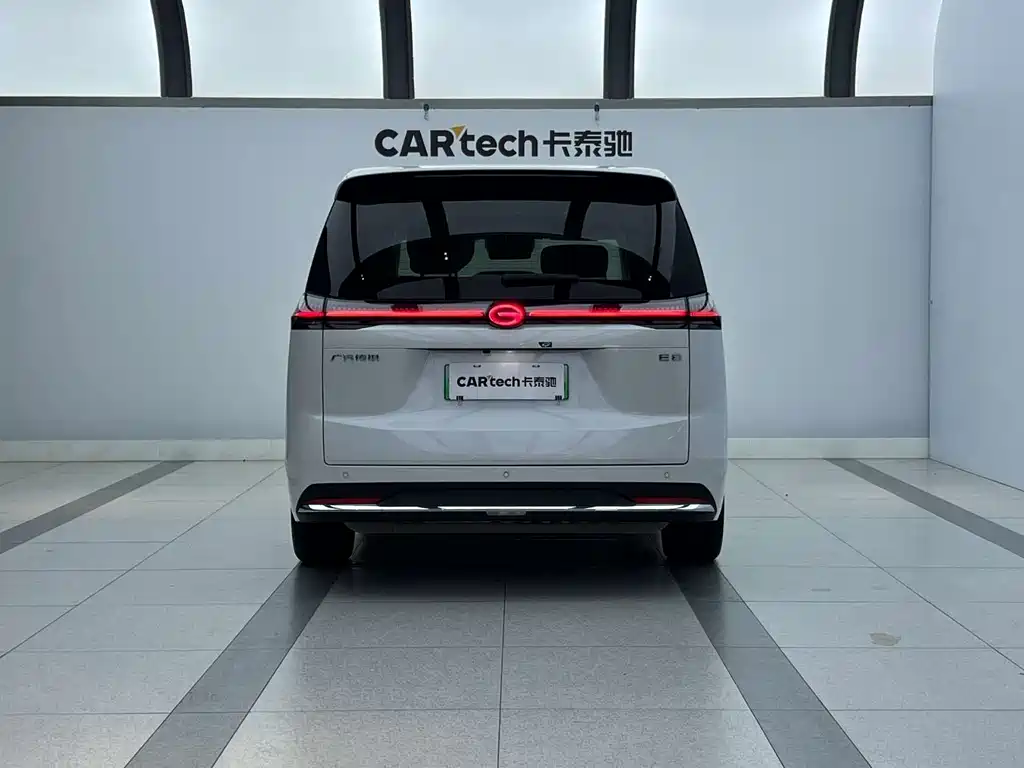GAC Trumpchi E8 PHEV 2024 — фото 2