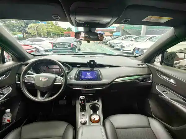 Cadillac XT4 2021