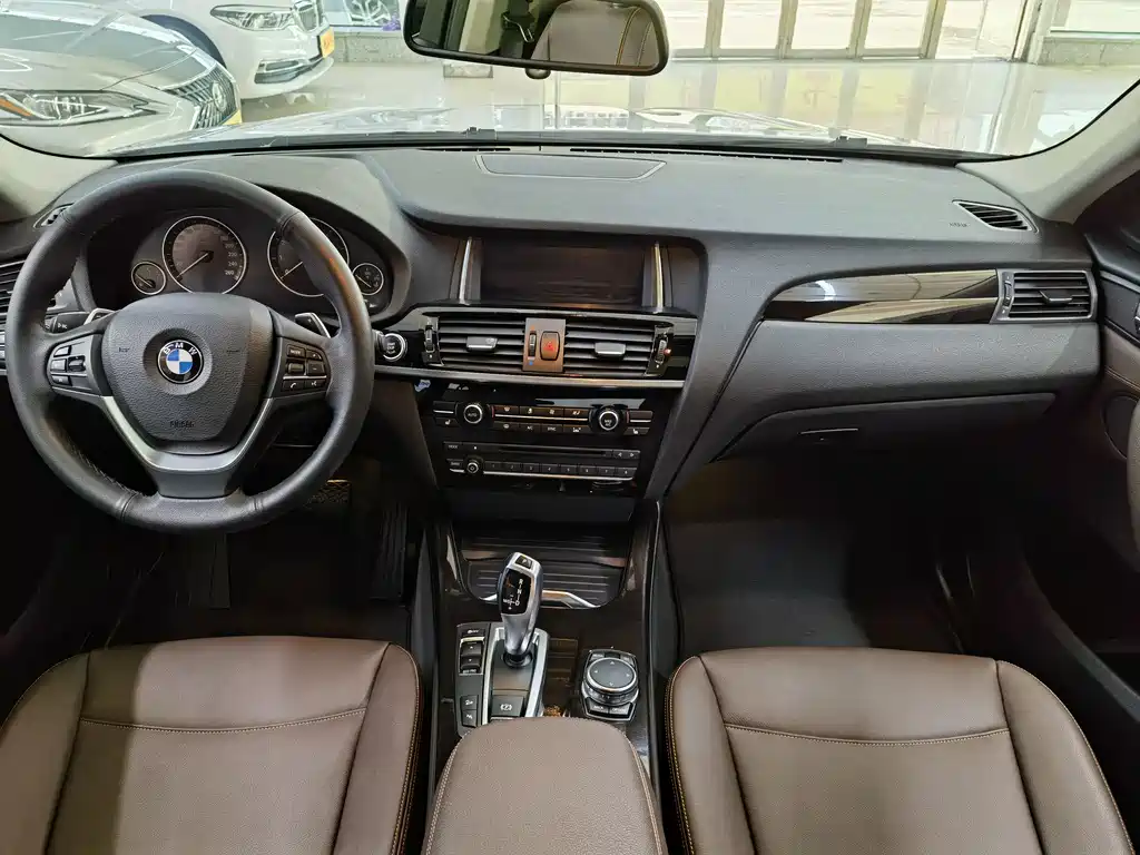 BMW X4 2015 — фото 11