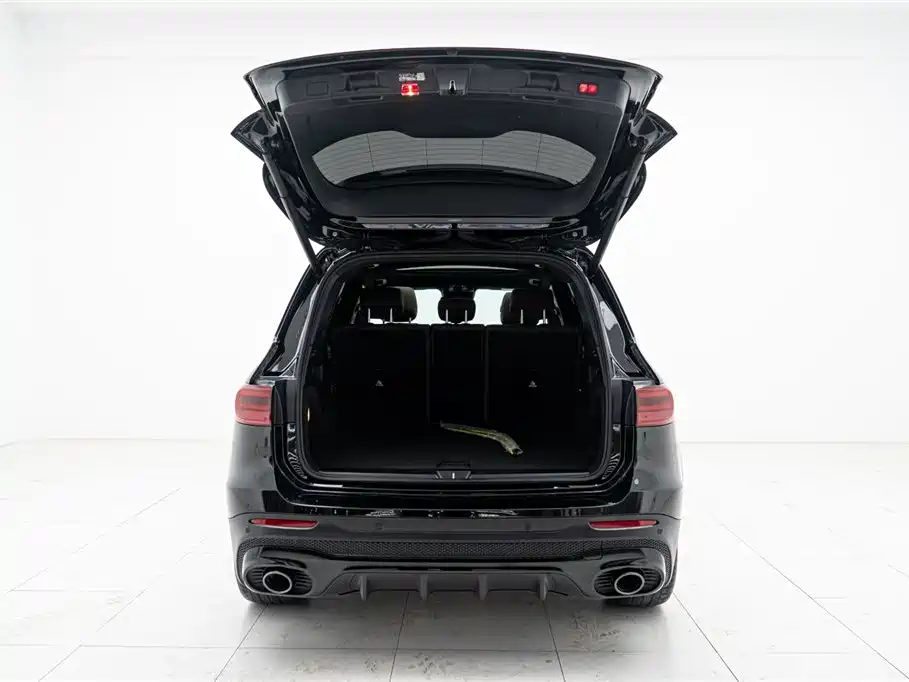 Mercedes-Benz GLB AMG 2024 — фото 14