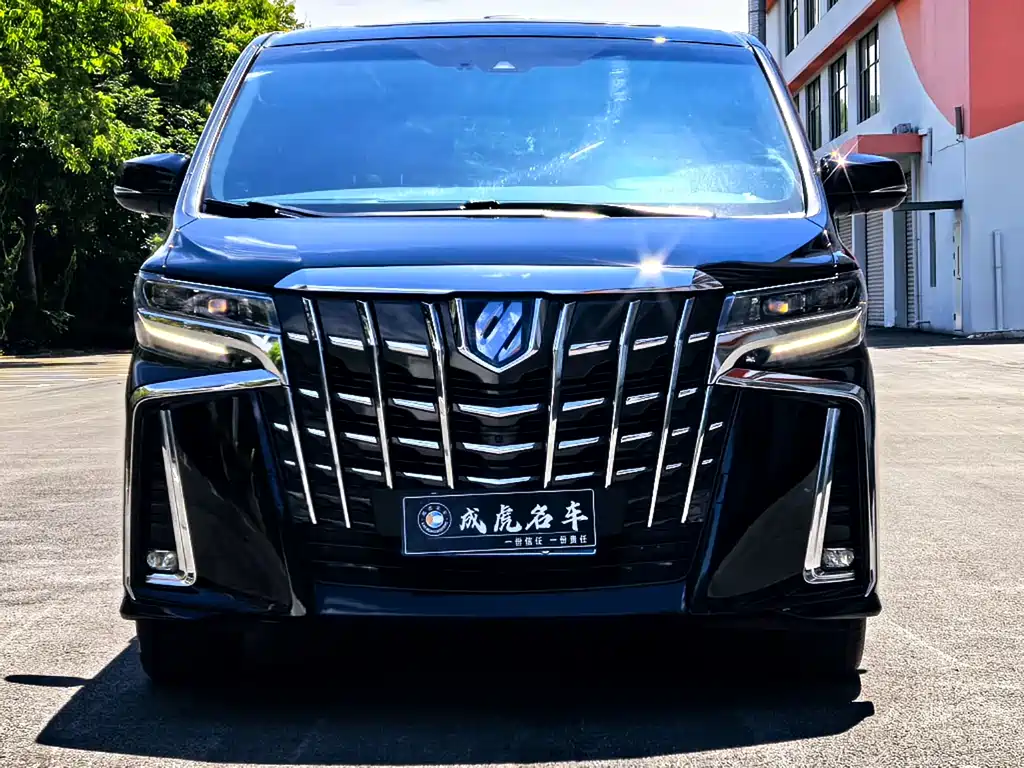 Toyota Alphard 2021 — фото 2